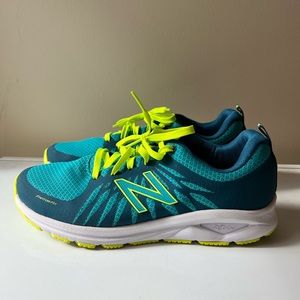 New Balance Revlite 8.5